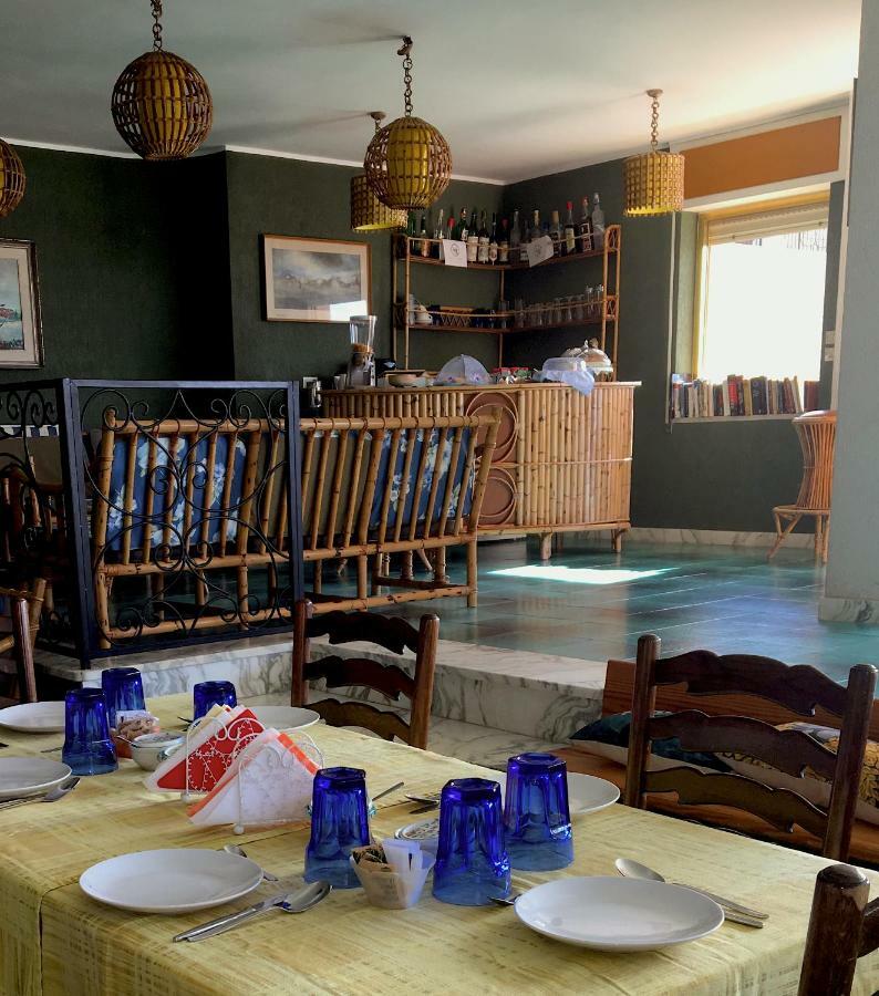 L'Onda Bed & Breakfast Марина ди Рагуса Екстериор снимка